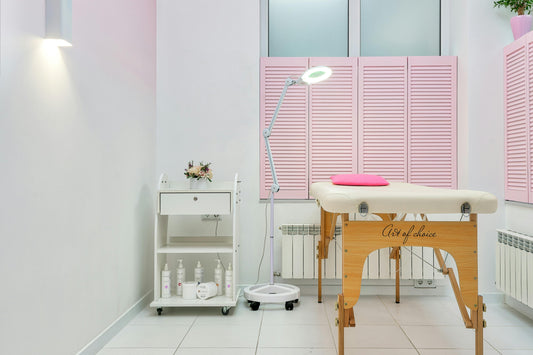 What Does “Niche” Mean in Beauty?